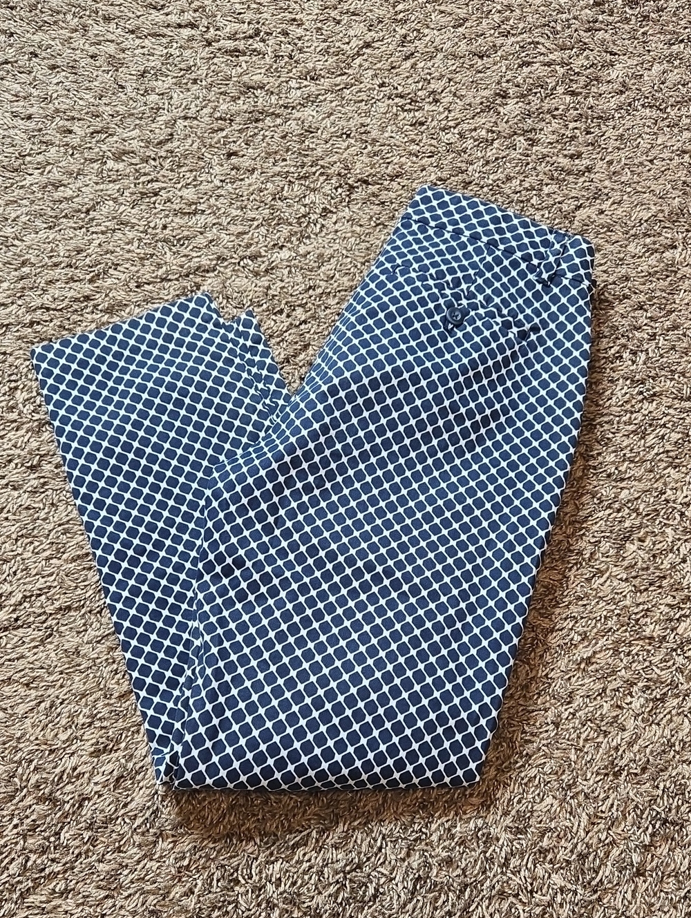 Khakis by Gap Slim City Blue Tile Print Size 2 Pants